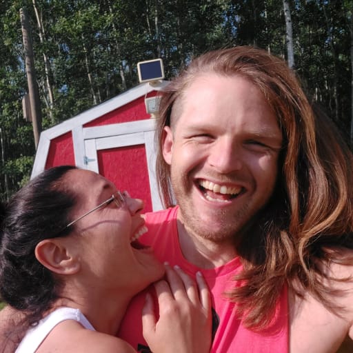 Profile image for pet sitters Sana & Mitch