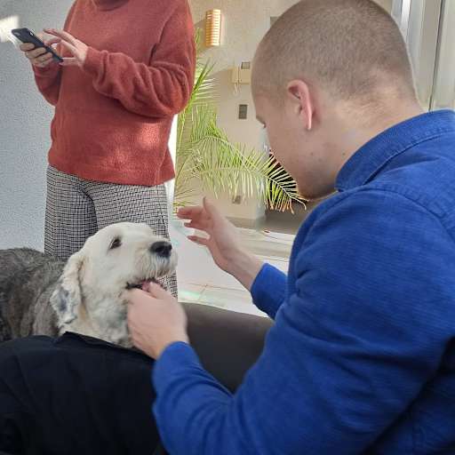 Profile image for pet sitters Xante & Razvan