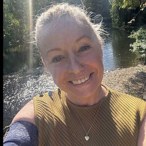 Profile image for pet sitter Leeann