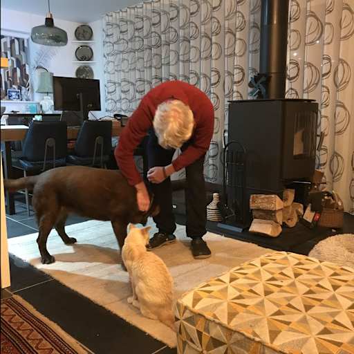 Profile image for pet sitters Simon & Lizzie