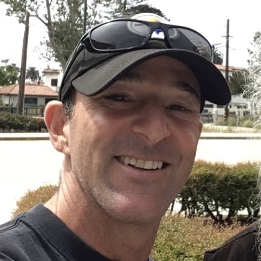 Profile image for pet sitter Ethan