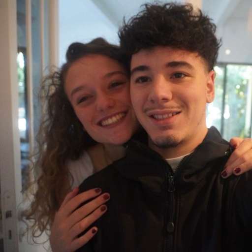 Profile image for pet sitters Lola & Maxence