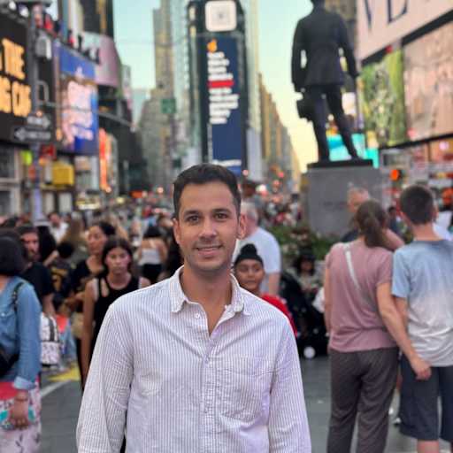 Profile image for pet sitter Marcos