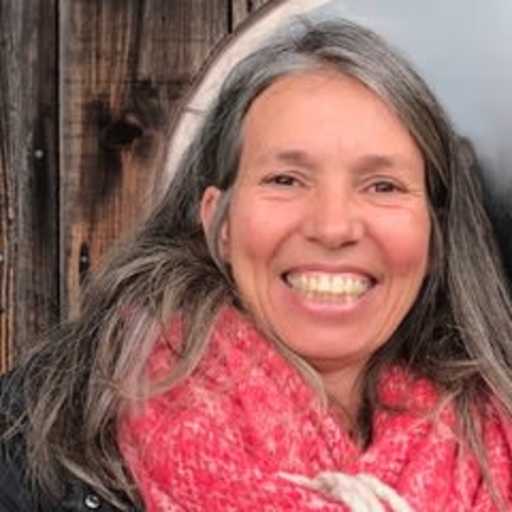 Profile image for pet sitter Nora