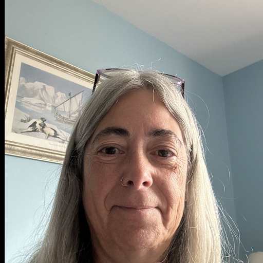 Profile image for pet sitter Edith Faye