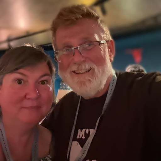 Profile image for pet sitters Holly & Jeffrey