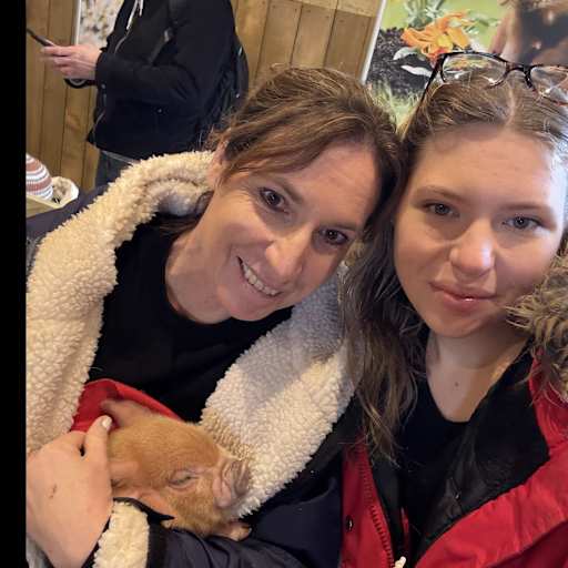 Profile image for pet sitter Lisa