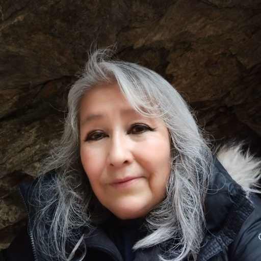 Profile image for pet sitter Yvette