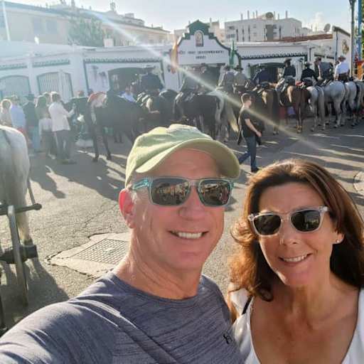 Profile image for pet sitters Jennifer & Robert