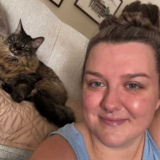 Profile image for pet sitter Erica