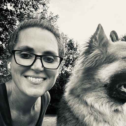 Profile image for pet sitter Courtney