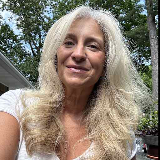 Profile image for pet sitter KRISTIN