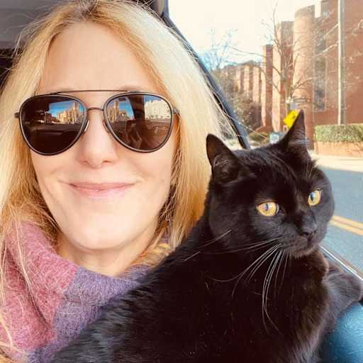 Profile image for pet sitter michelle