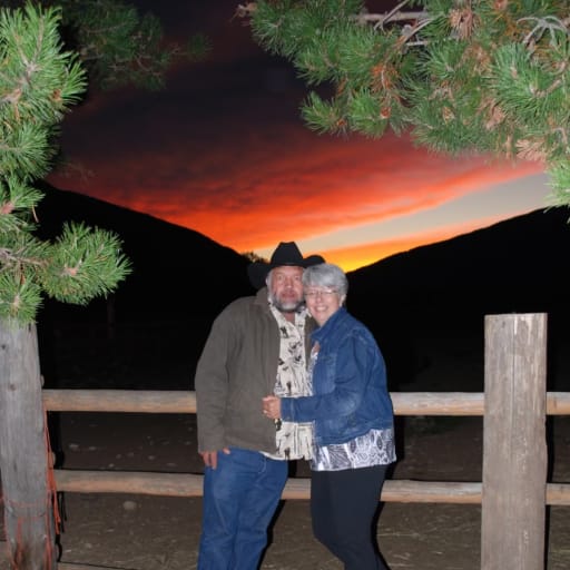Profile image for pet sitters Barb & Gordon