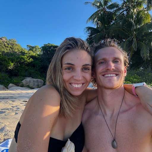 Profile image for pet sitters Solene & Greg