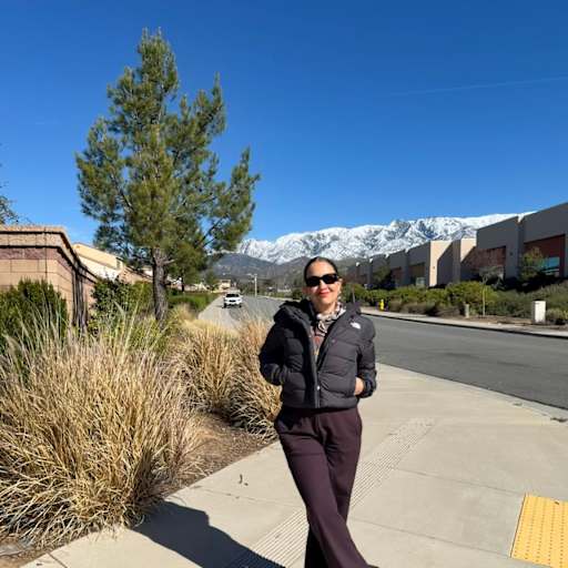 Profile image for pet sitter Larissa