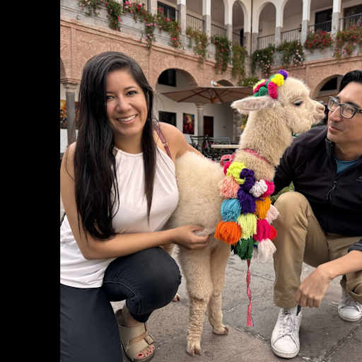 Profile image for pet sitters Mimi & Joseph