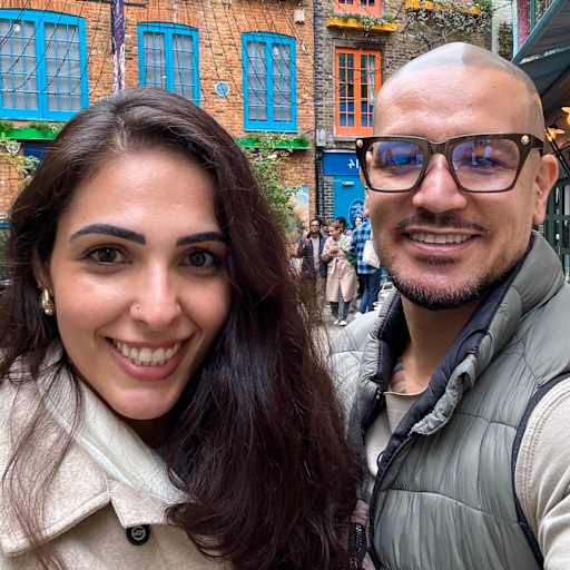 Profile image for pet sitters Amanda & Andre