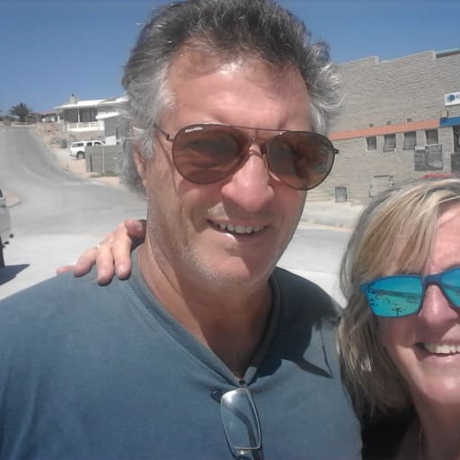 Profile image for pet sitters Deborah & Bryan