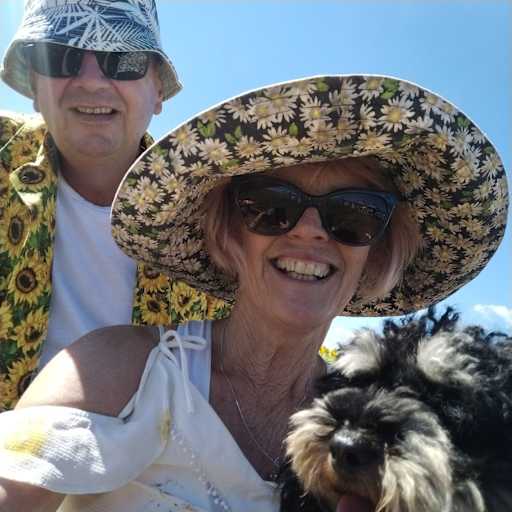 Profile image for pet sitters Robbie & Jon