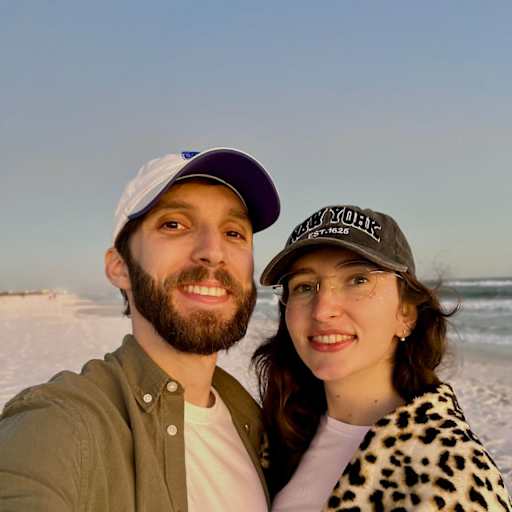 Profile image for pet sitters Ilia & Natalie