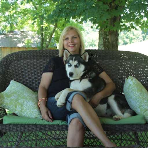 Profile image for pet sitter Tara