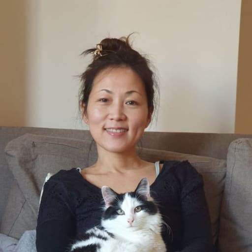 Profile image for pet sitter Asami