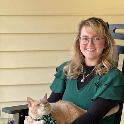 Profile image for pet sitter Maggie