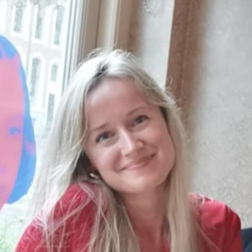 Profile image for pet sitters Izabella & Anna