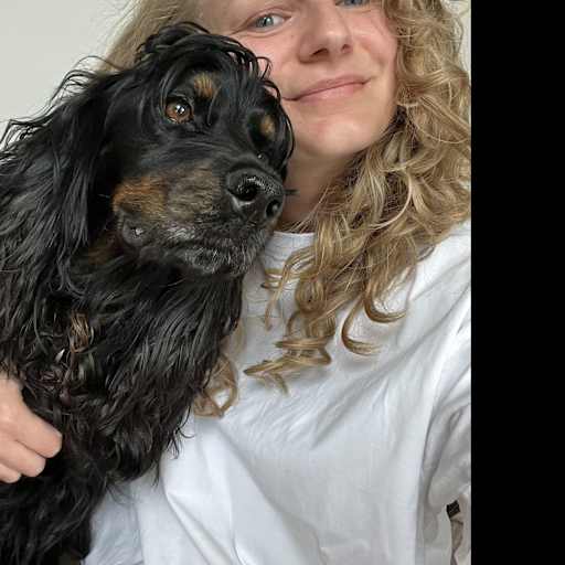Profile image for pet sitters Signe & Jeppe