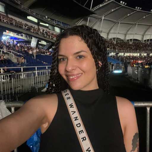 Profile image for pet sitter Isabella