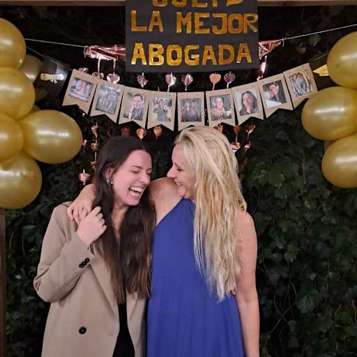 Profile image for pet sitters Julia Inés & Silvina Inés