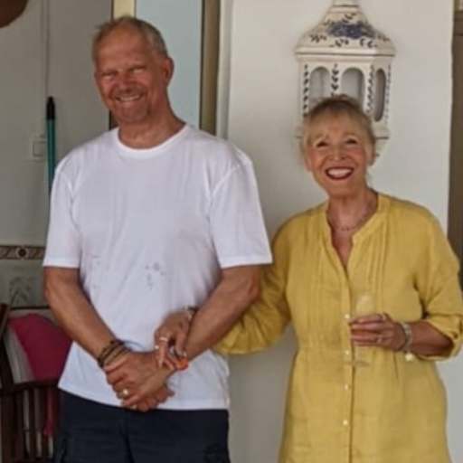 Profile image for pet sitters Dane & Jane