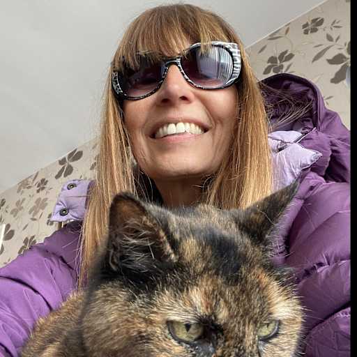 Profile image for pet sitters Marilyn & Stephen