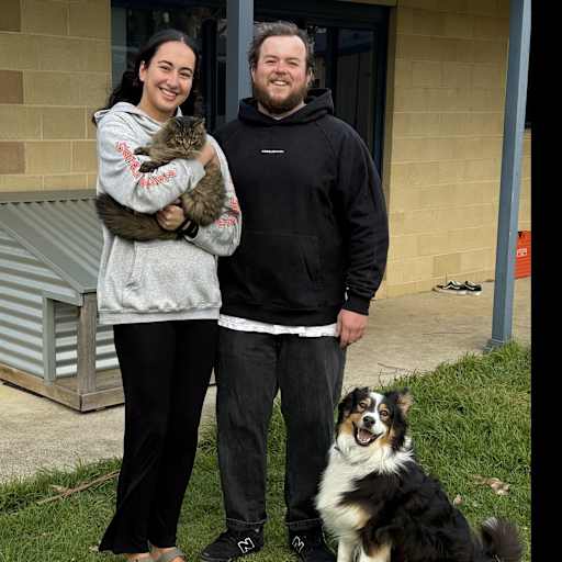 Profile image for pet sitters Jasmine & Brodi