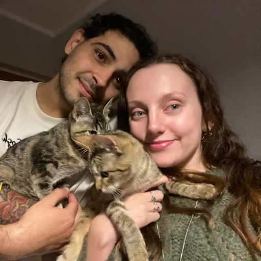 Profile image for pet sitters Isabella & Gabriel Arturo