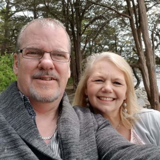 Profile image for pet sitters Arlene & Rick