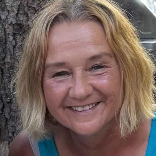 Profile image for pet sitter Helen