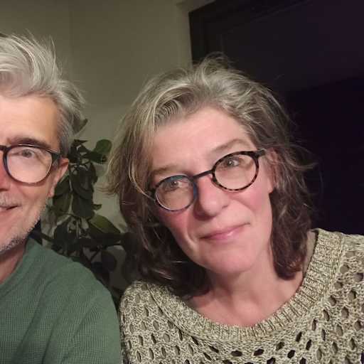 Profile image for pet sitters Jan & Rina