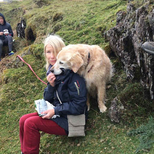 Profile image for pet sitter Linda