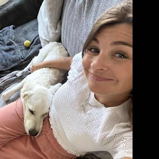 Profile image for pet sitter Daisy