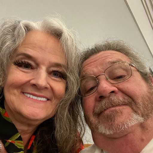 Profile image for pet sitters Michol & Keith