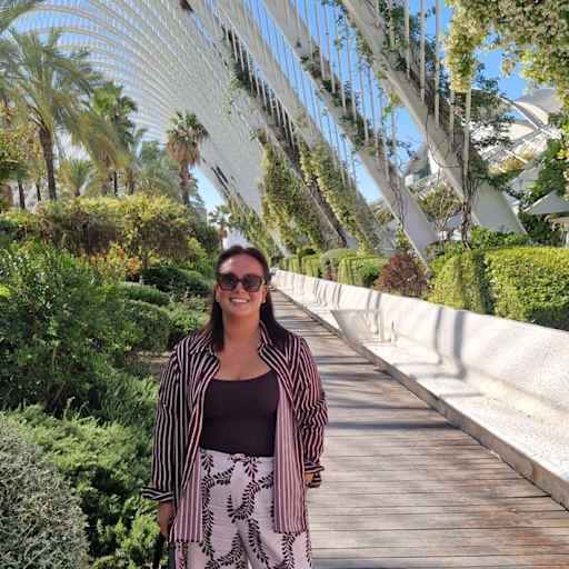 Profile image for pet sitter Kristine