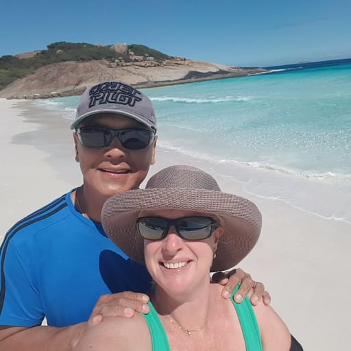 Profile image for pet sitters Tracy & Philip