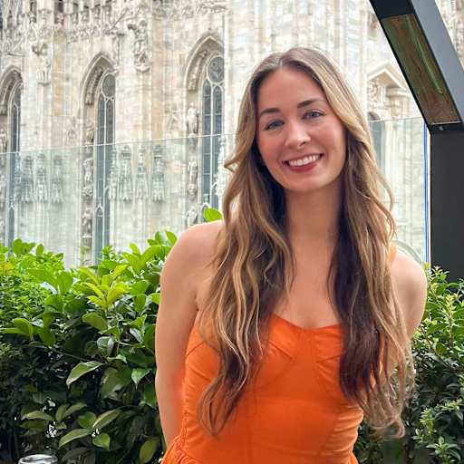 Profile image for pet sitter Melaina