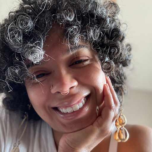 Profile image for pet sitter honey