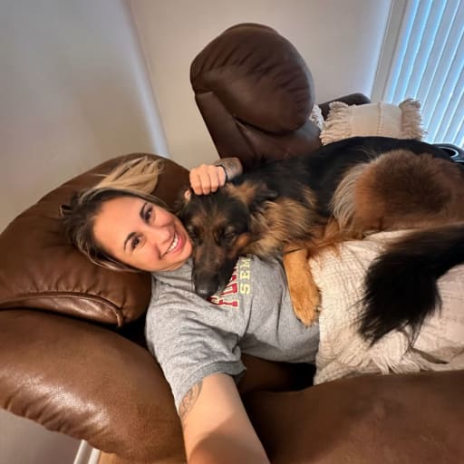 Profile image for pet sitter Missey