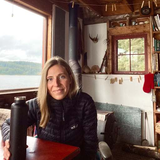 Profile image for pet sitter Lauren