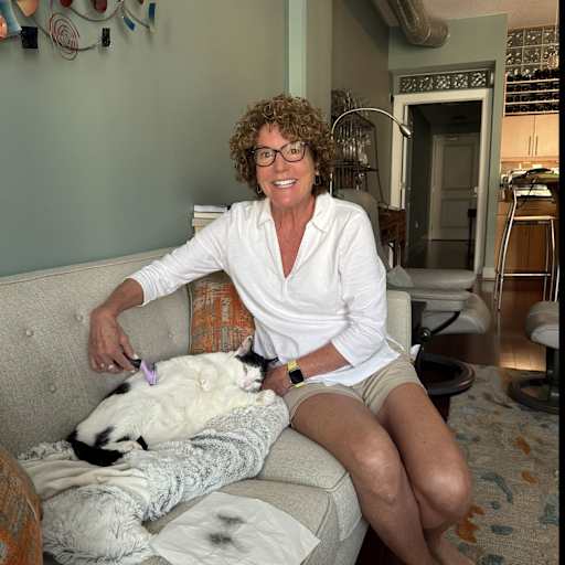 Profile image for pet sitter Allyson