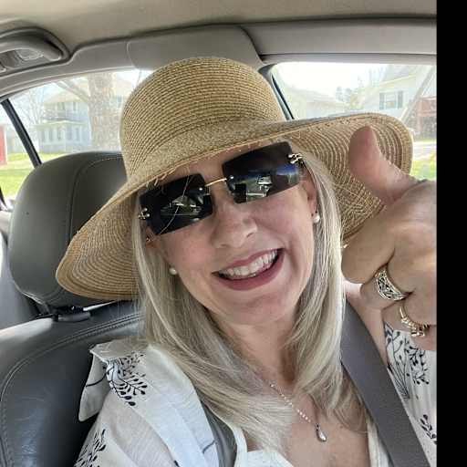 Profile image for pet sitter Glenda